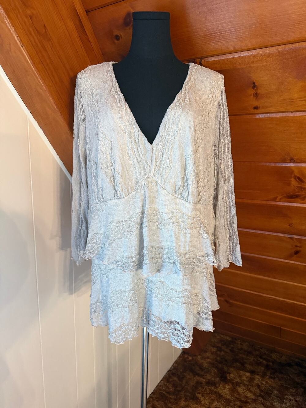 Vintage Y2K Venezia Grey Lace Tiered Tunic Blouse V-Neck Boho sz L